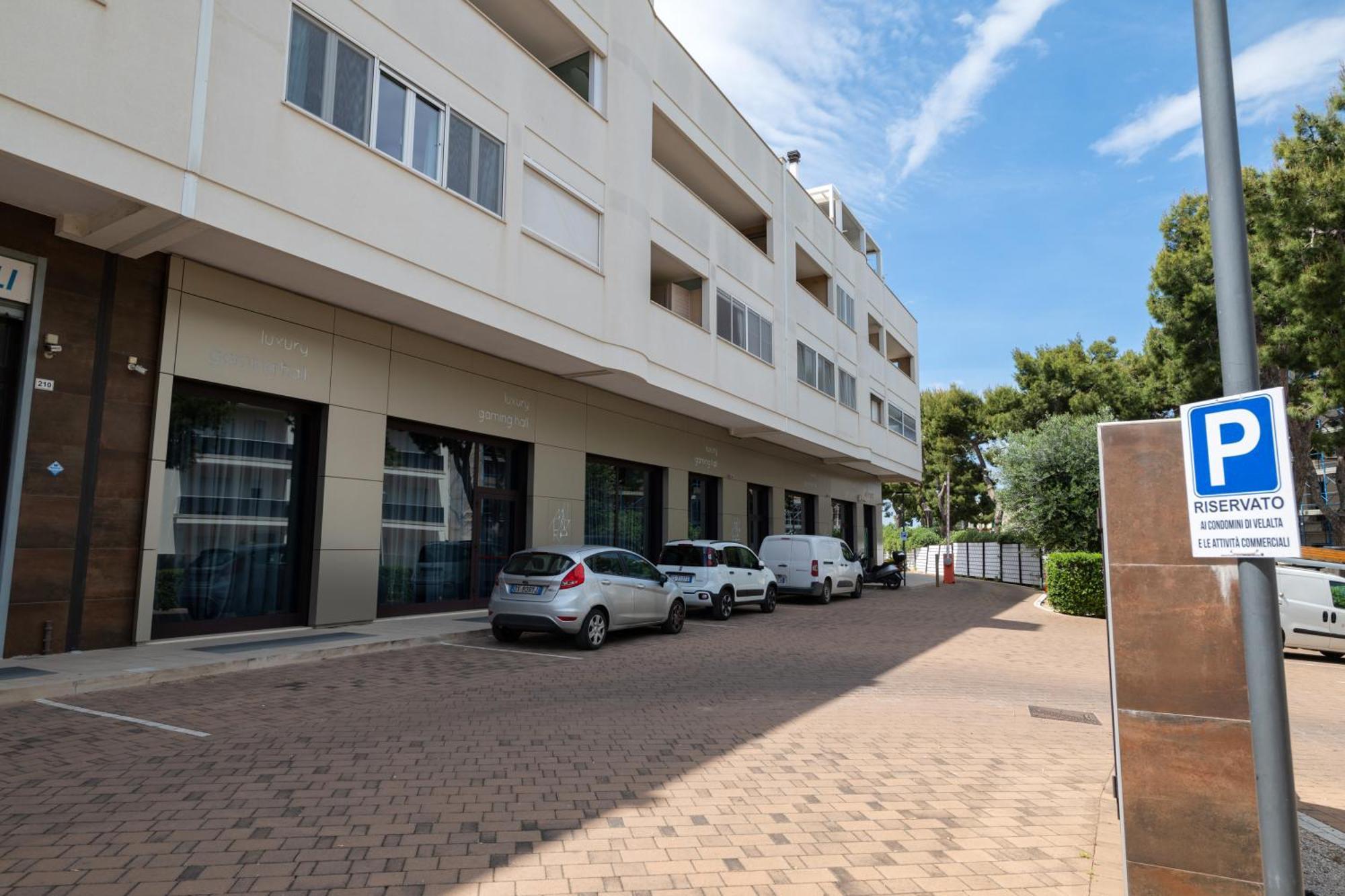 Monopoli Favolosa - Spacious 100Mq Apt. W/ Parking Eksteriør bilde