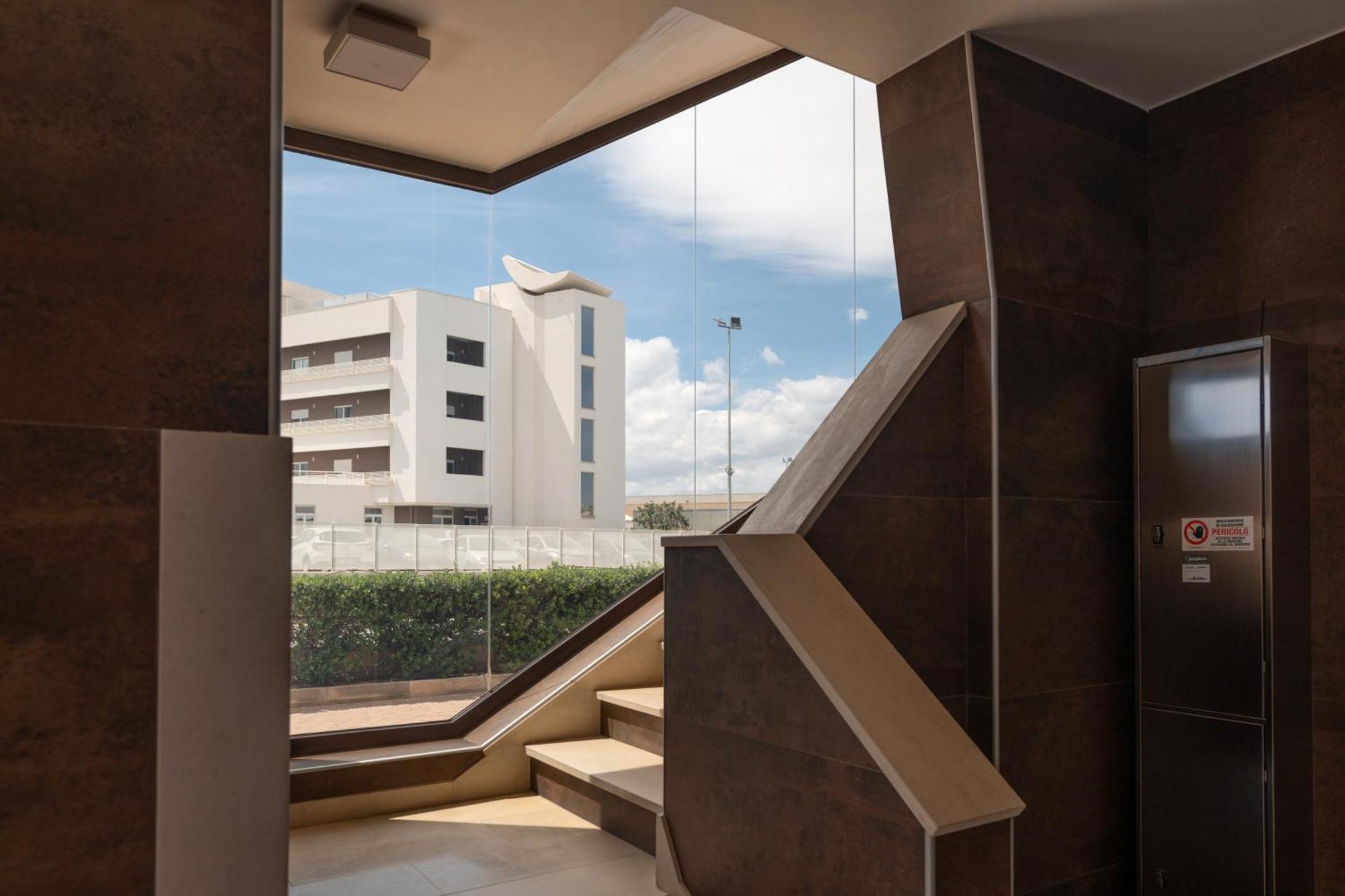 Monopoli Favolosa - Spacious 100Mq Apt. W/ Parking Eksteriør bilde