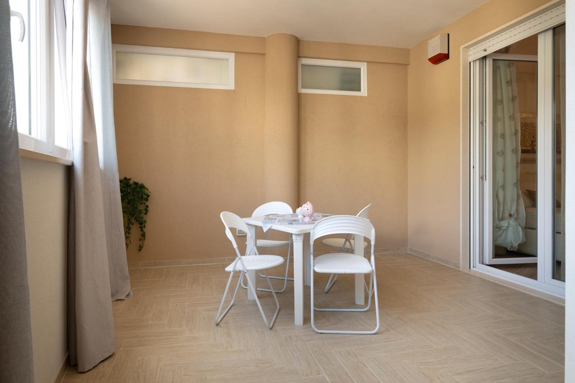 Monopoli Favolosa - Spacious 100Mq Apt. W/ Parking Eksteriør bilde